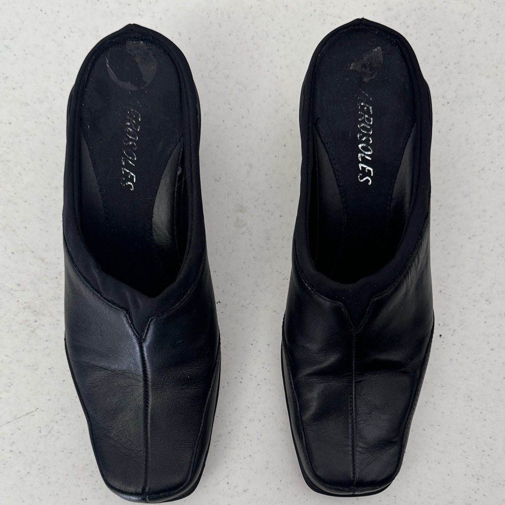 AEROSOLES Black Heels